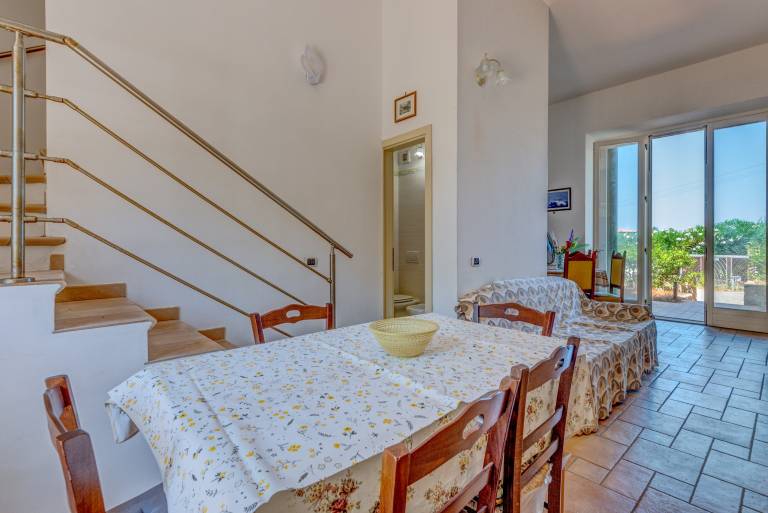 Rental apartment with yard & patio | Sea view | Beach nearby | Pets are welcome — photo 4