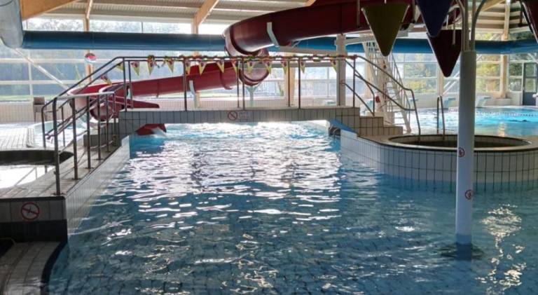 Vacation home with pool | Pets are welcome — photo 3