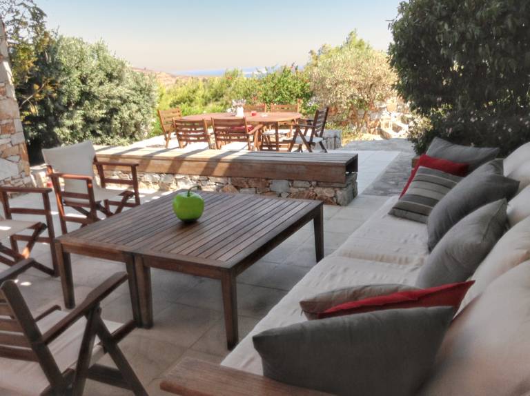 Charming house with sea view in Chrousa, fenced garden — photo 4