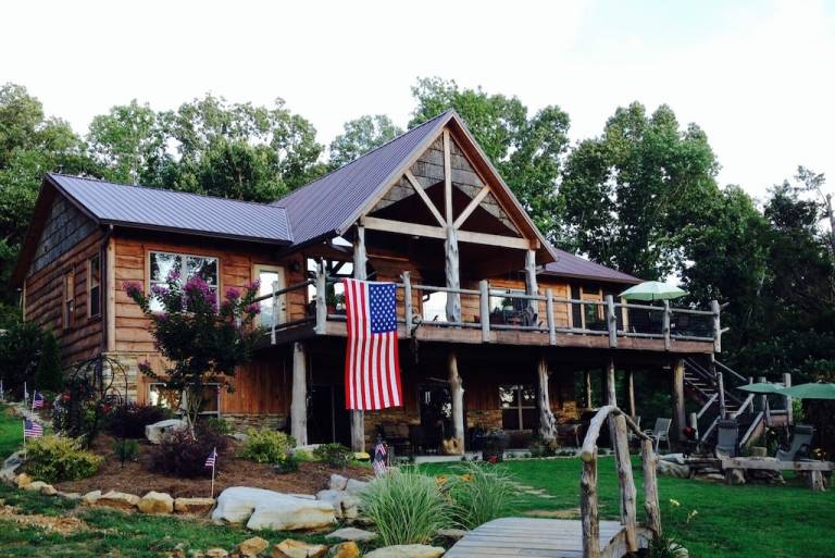 Cabin Guntersville