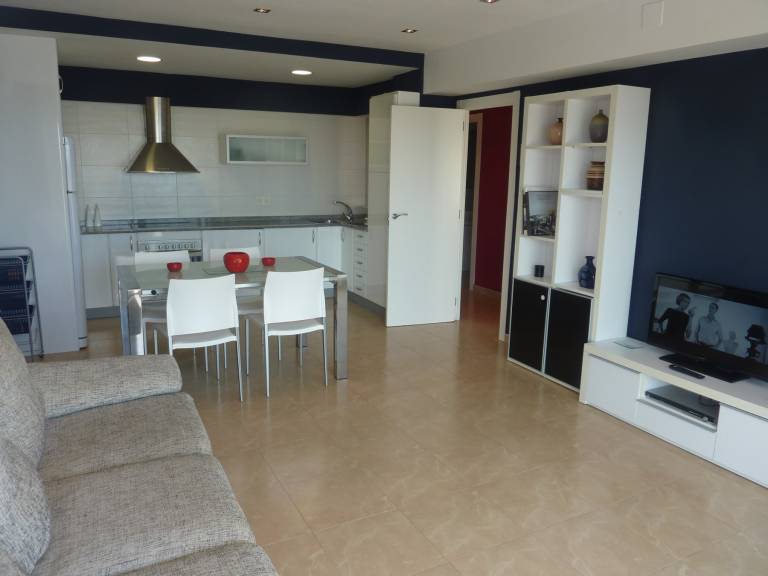 Holiday apartment with patio & yard — photo 2