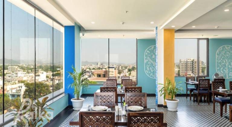 Hotel The Dee Glanc - A Pure Veg Hotel near Bus stand Udaipur — photo 4