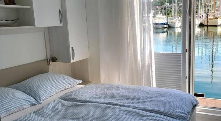 Charming vacation home with hot tub & pool | Close to the beach | Dogs allowed — photo 2