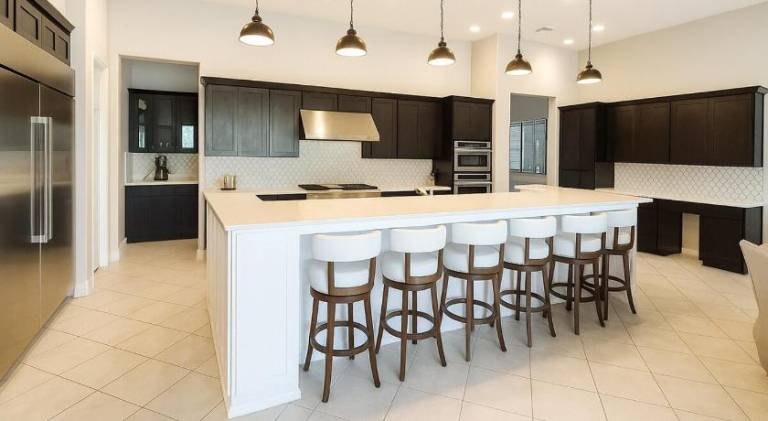 373 m&sup2; Ferienhaus