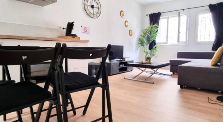 Apartment with 1 room for 4 persons — photo 3