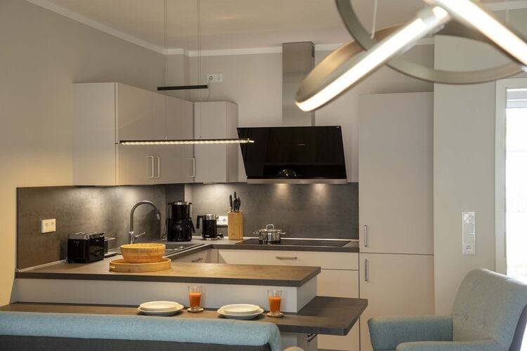 Fully equipped charming holiday apartment with yard & patio | Pet-friendly — photo 3