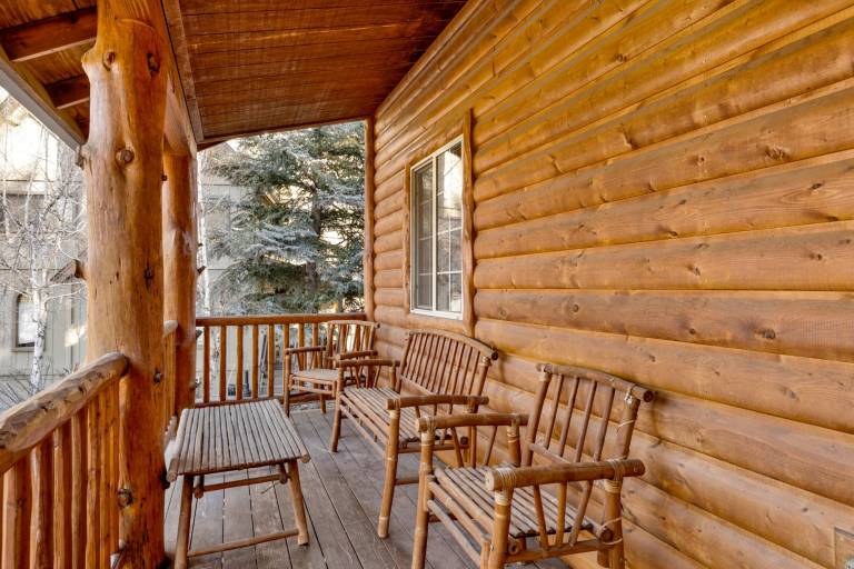 Cabin with barbecue, jacuzzi & terrace | Mountain view — photo 5