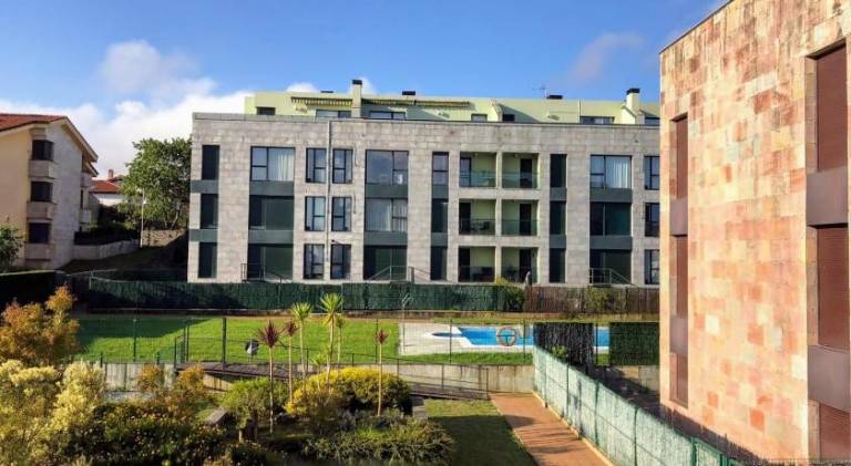Rental apartment with terrace & pool | Close to the beach | Dogs allowed in Llanes