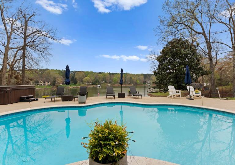House  Lake Norman of Catawba