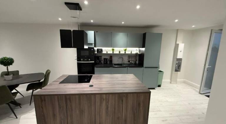 Charming rental apartment with yard | Dogs allowed in Nevers