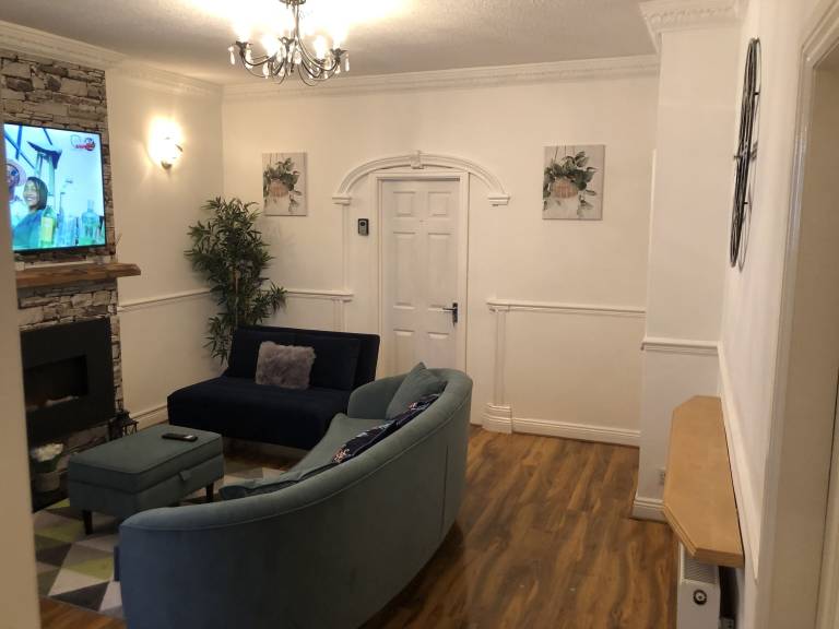 House Ashton-under-Lyne