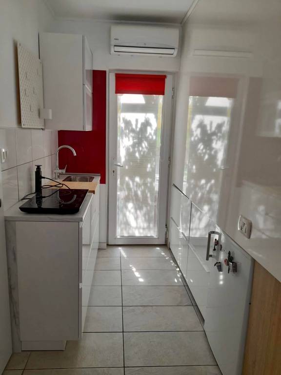 Apartment with grill & patio | Garden view — photo 3
