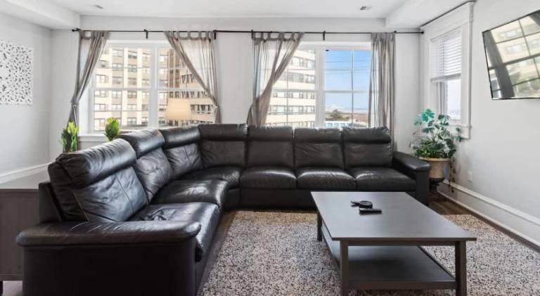 Beach Block Modern Penthouse 4BR 2BR Ocean Views — photo 4