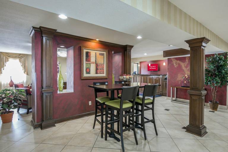 Red Roof Inn & Suites Little Rock — photo 3