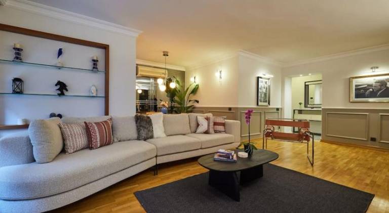 Fully equipped beautiful apartment with patio | Perfect for remote work | Pets allowed in Marmara