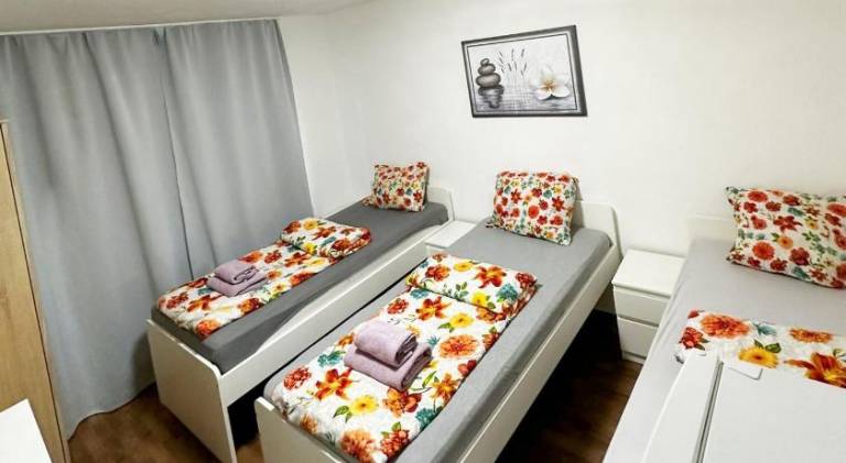 Apartment with 2 rooms for 5 persons in Gelsenkirchen