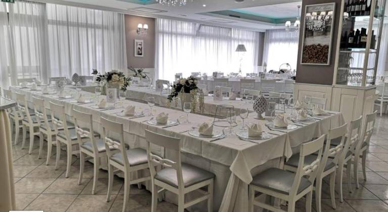 Hotel Leon - Ristorante Al Cavallino Rosso — photo 3