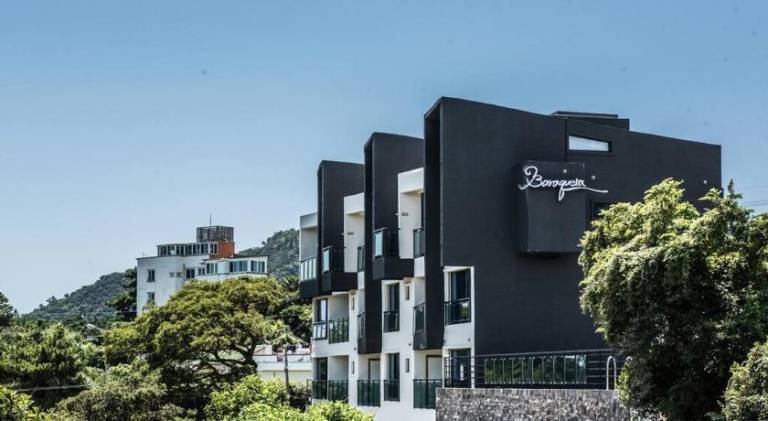 Baraquera Hotel