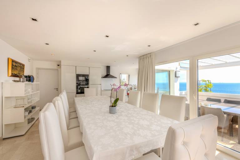 Villa with terrace, private pool & yard | Sea view — photo 4