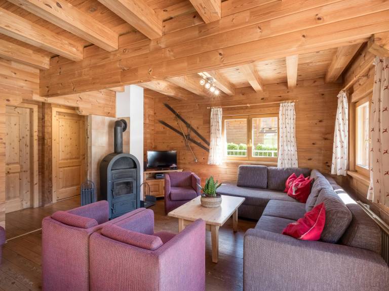 Chalet with sauna & patio — photo 3