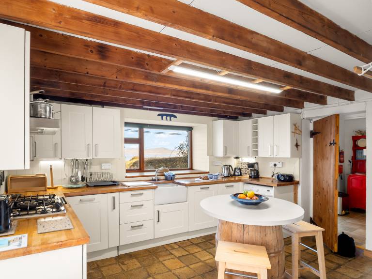 Charming vacation home with barbeque & garden | Close to the beach | Pets are welcome — photo 4