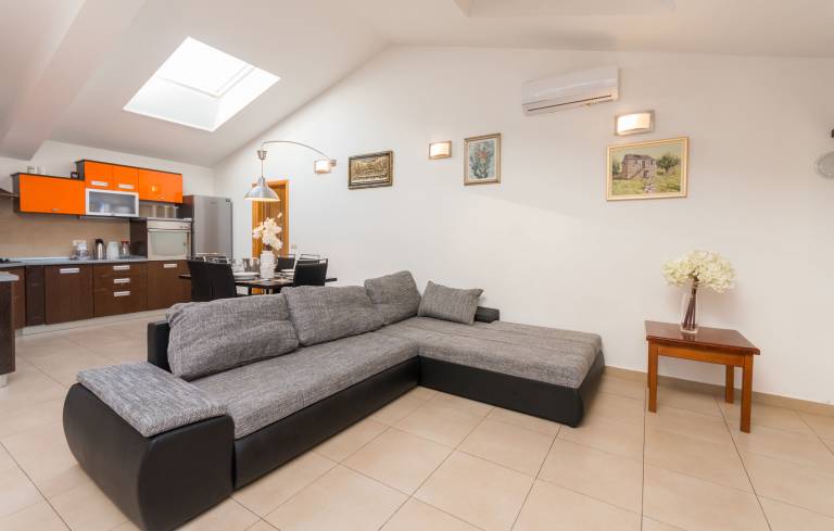 House with grill & yard | Garden view in Biograd na Moru