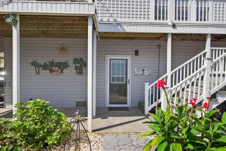 Coastal Retreat Steps from Private Beach — photo 4