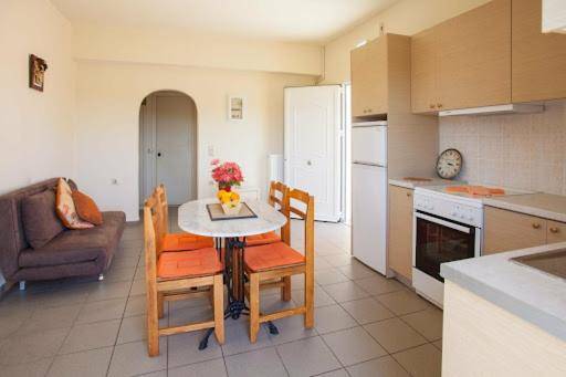 Nea Kydonia suites and studios — photo 4