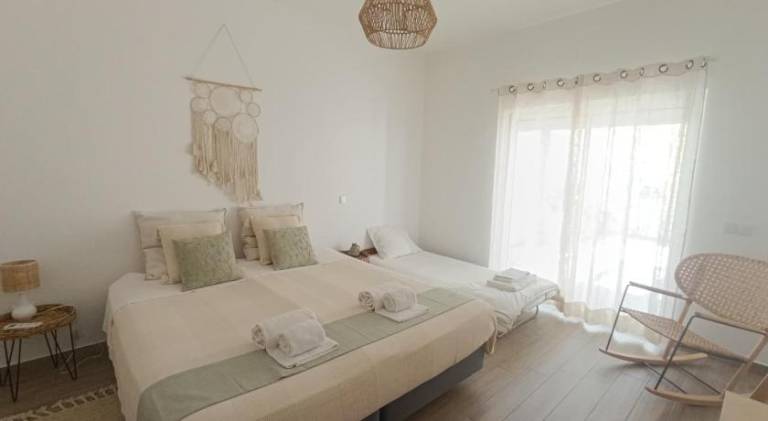 Rental apartment with terrace — photo 2