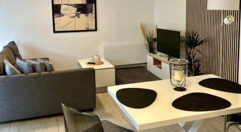 Holiday apartment with grill, patio & garden — photo 3