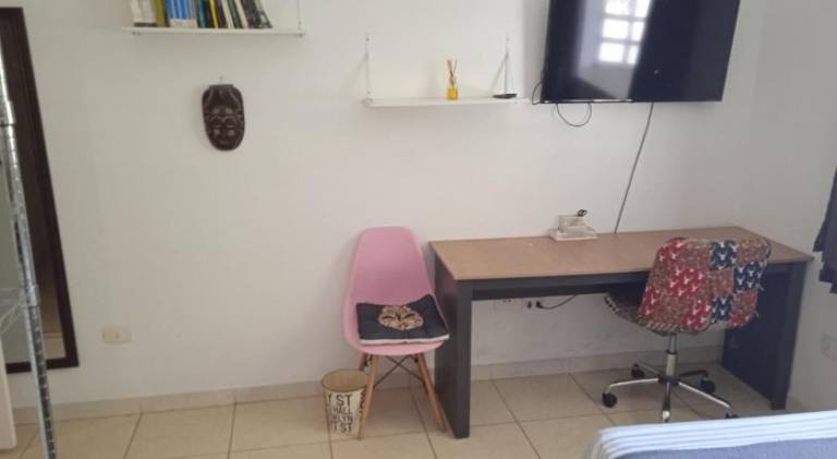 Suite com banheiro super espacosa — photo 3