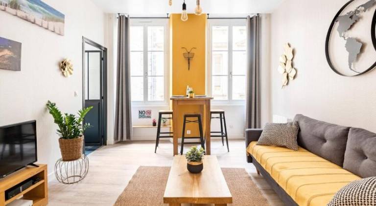 Holiday apartment | Next to Bordeaux Cathedral in Bordeaux