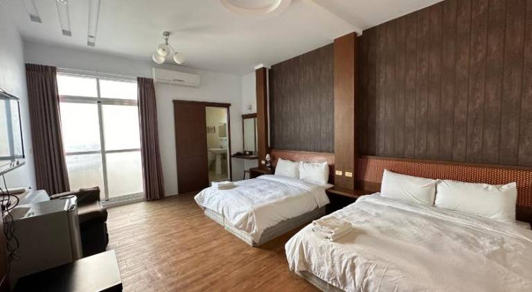 Snore Inn — photo 2