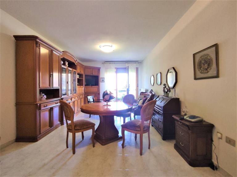 Rental apartment with terrace — photo 3