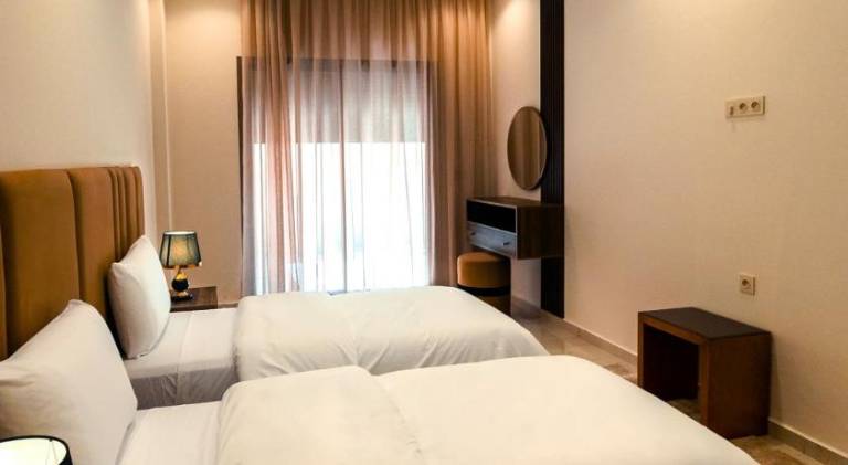 Serviced apartment with terrace | Pets are welcome — photo 2