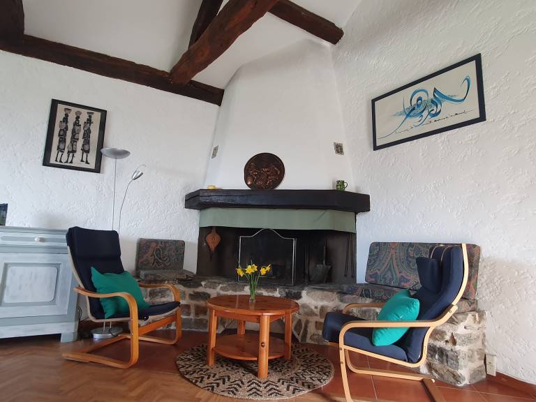 Child-friendly lovely vacation home with garden, patio & grill | Mountain view | Pets are welcome — photo 5