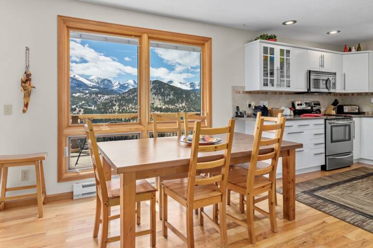 Family-friendly vacation home with terrace | Pet-friendly — photo 2