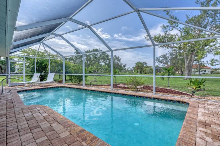 Children-friendly lovely house with private pool | Pets are welcome in Punta Gorda, FL