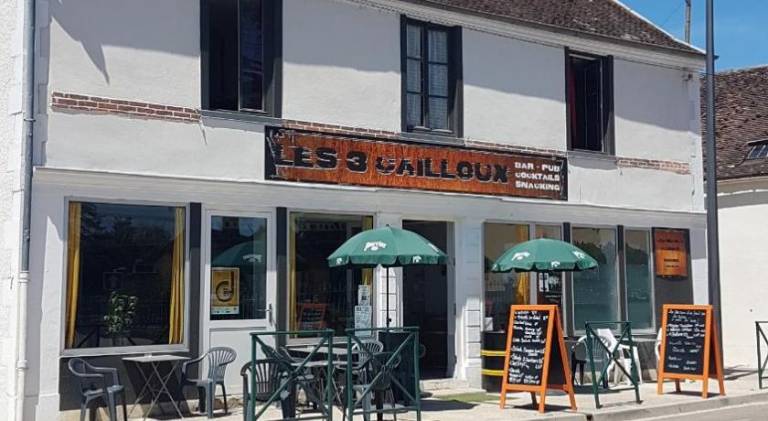Les 3 Cailloux Bar Restaurant in Moneteau