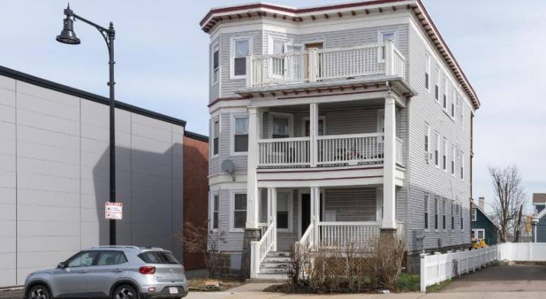 Apartment with terrace — photo 4