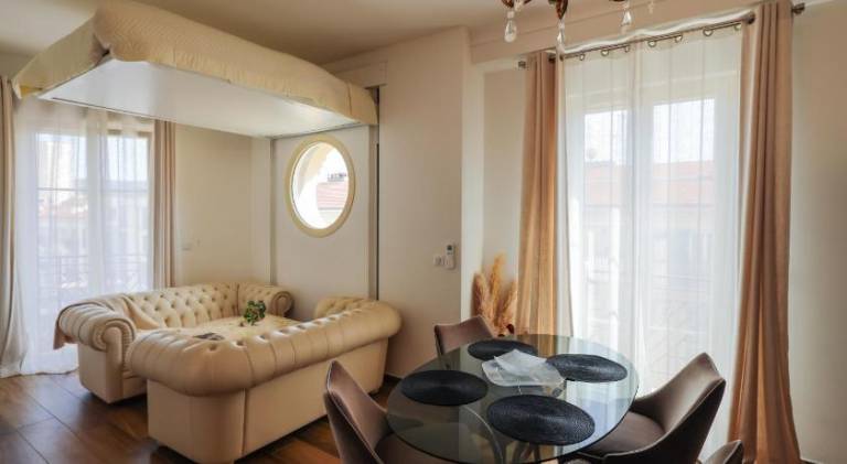 Fully equipped holiday apartment | Close to Russian Orthodox Cathedral | Dogs allowed — photo 2