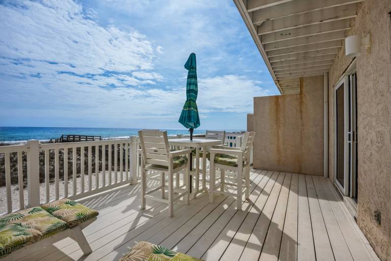 House with barbeque | Beach view — photo 2