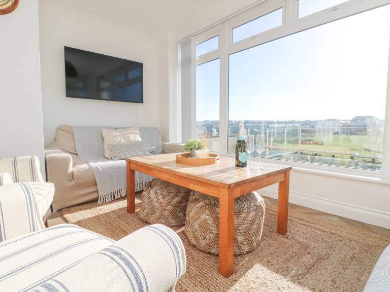 Cottage with garden | Beach view — photo 3