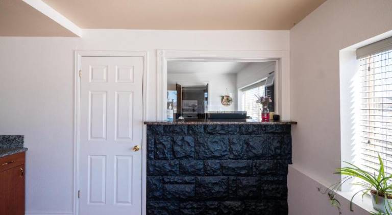 Balanced Rock Inn — photo 4
