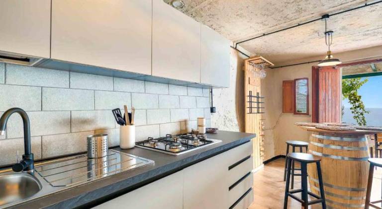 House with 2 rooms for 4 persons — photo 4
