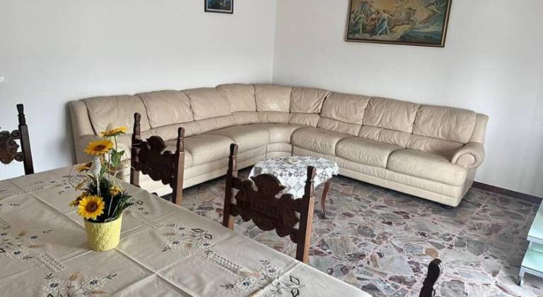 Apartment with 2 rooms for 5 persons in Passignano sul Trasimeno