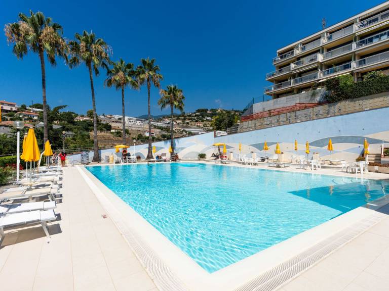 Holiday apartment with pool | Sea view — photo 5