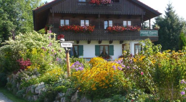 Landhaus Caesar Hotel Garni