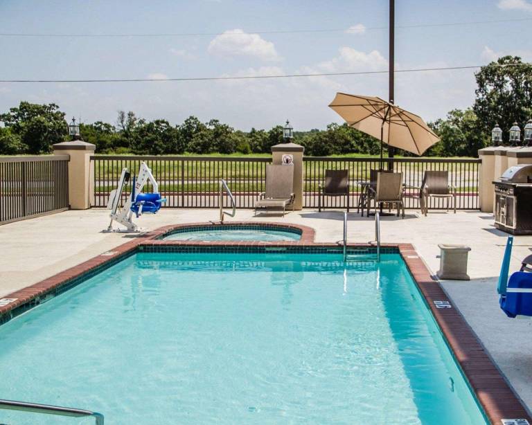 Comfort Suites McAlester — photo 4