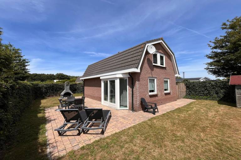 Bungalow with BBQ — photo 5